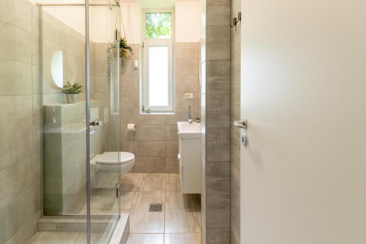 Ideal Stay: Spacious 2Br Apt Near Calea Victoriei Bucureşti Ngoại thất bức ảnh